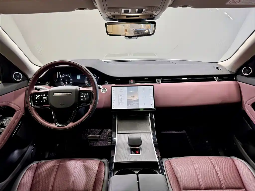Land Rover Range Rover Evoque 2024 Range Rover Evoque L 249PS Light Master Edition фото 14