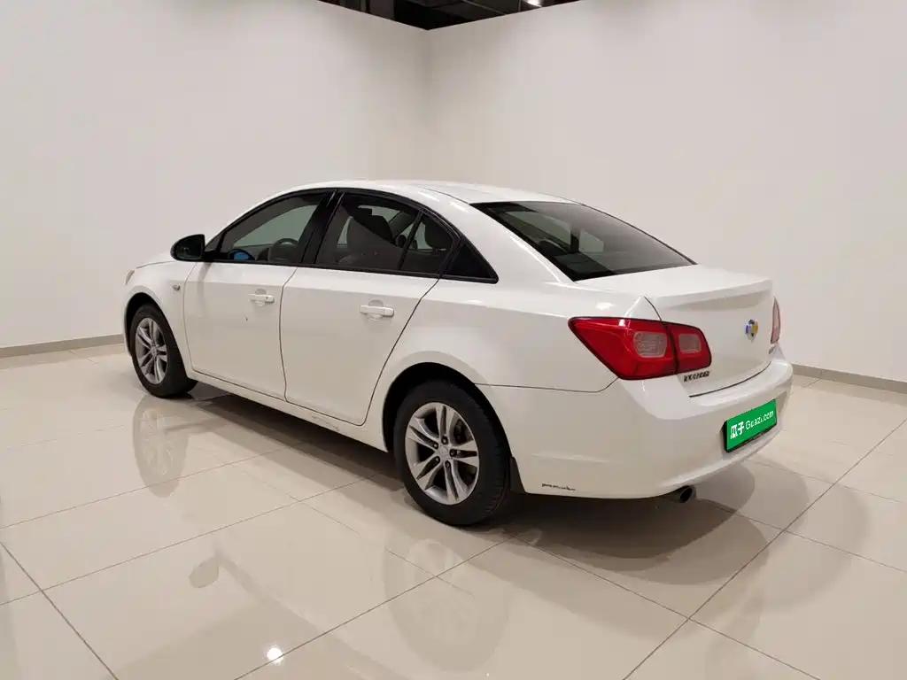 Chevrolet Cruze 2017 2015 1.5L Classic SE MT
