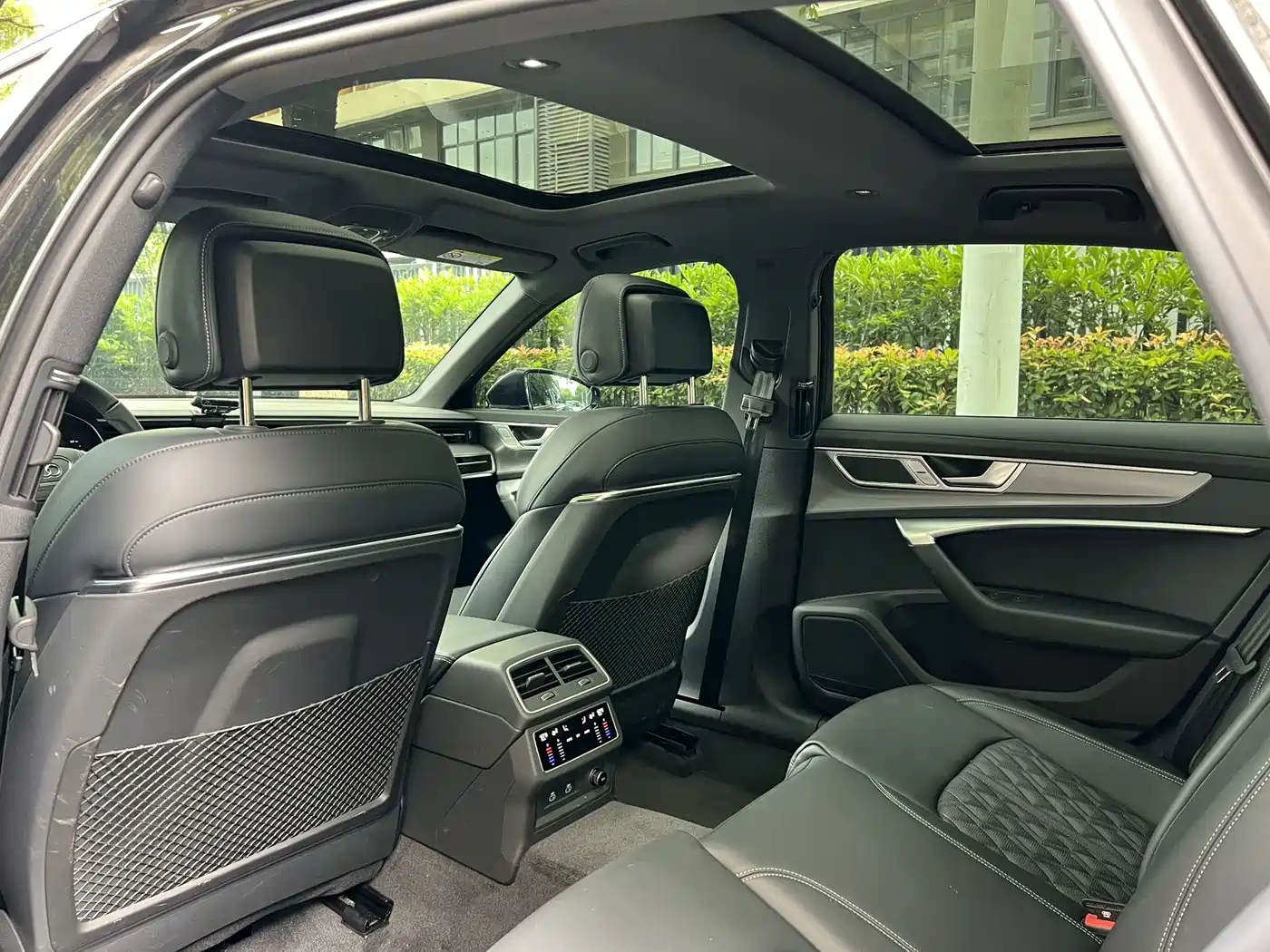 Audi A6L 2025 45 TFSI Premium Sport фото 8
