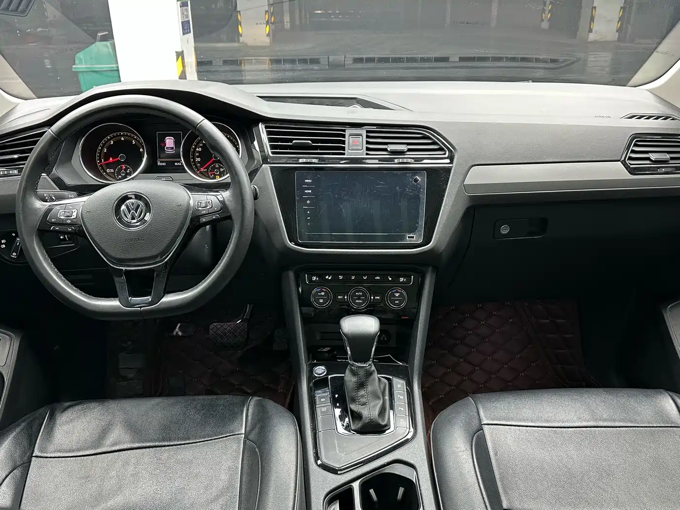 Volkswagen Tiguan L 2020 330TSI Auto 2WD Smart Luxury China VI фото 10