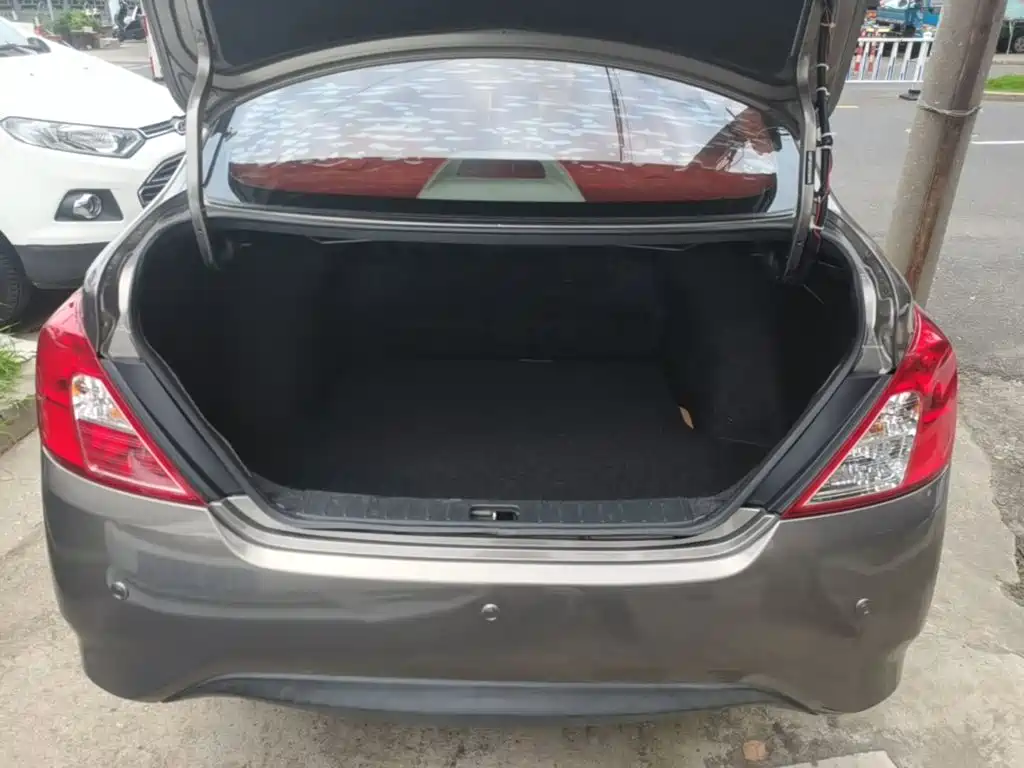 Nissan Sunny 2016 2015 1.5XE CVT Master Edition