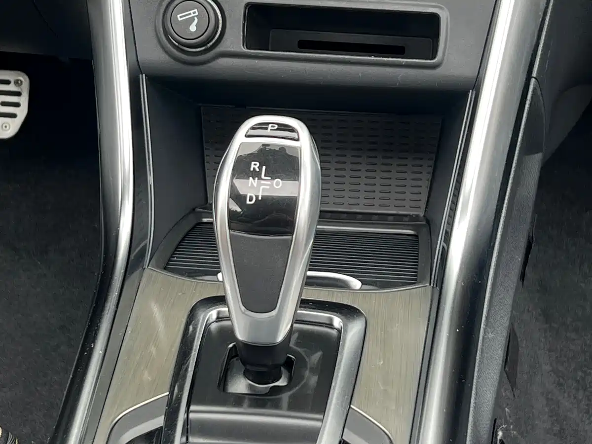 BYD Song New Energy 2017 Song DM 1.5TID Full-time 4WD Luxury фото 10