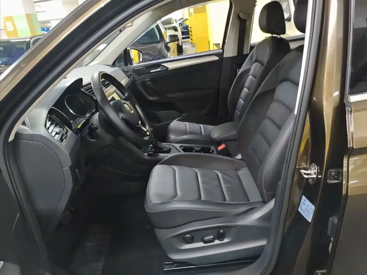 Volkswagen Tiguan L 2017 2017 330TSI Automatic 2WD Comfort Edition