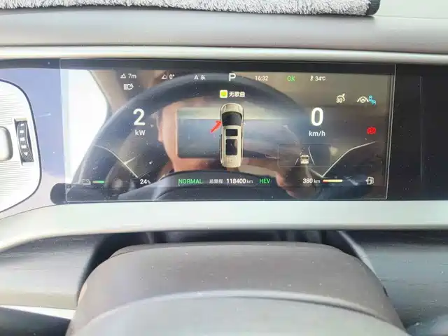Denza D9 2024 DM-i 980 AWD Prestige — фото 4