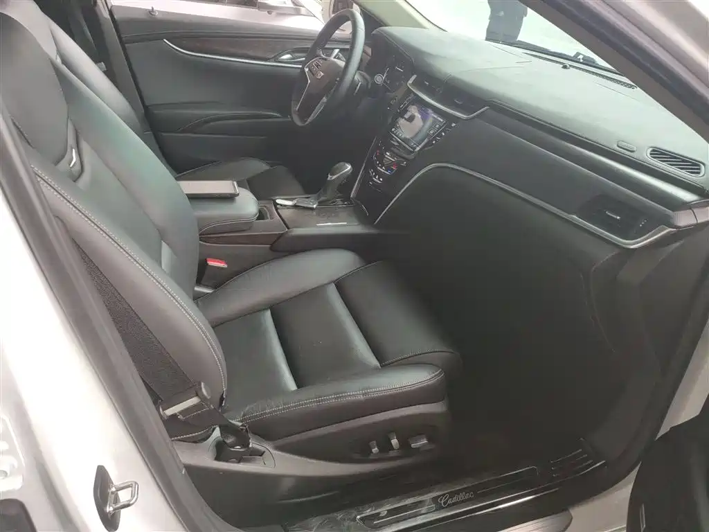 Cadillac XTS 2018 28T Elite фото 20