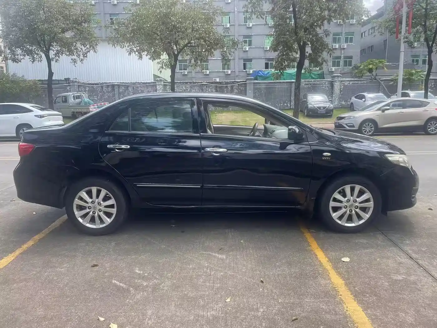 Toyota Corolla 2008 1.8L Automatic GLX-i Special Commemorative Edition фото 4