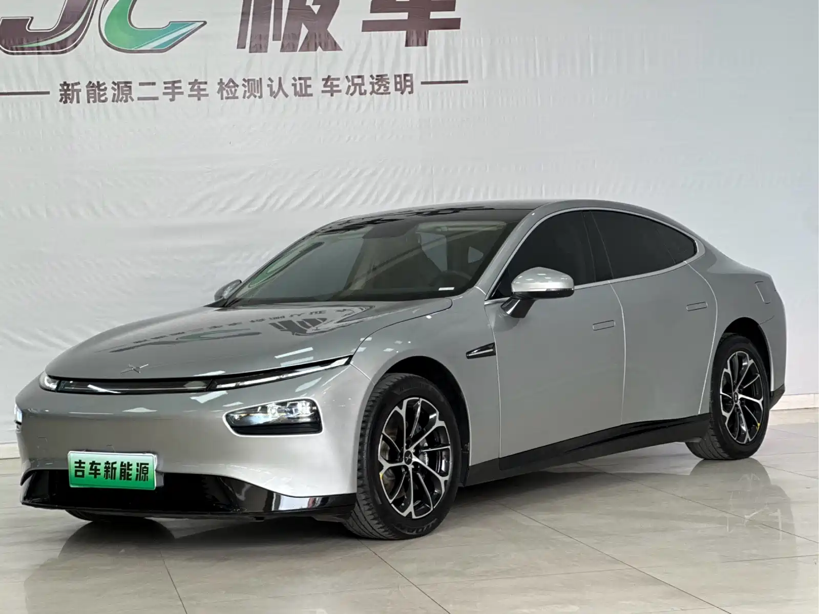 Фото 4 - XPeng P7