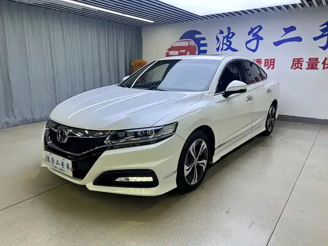  Honda Spirior 2017 2.4L Luxury Edition