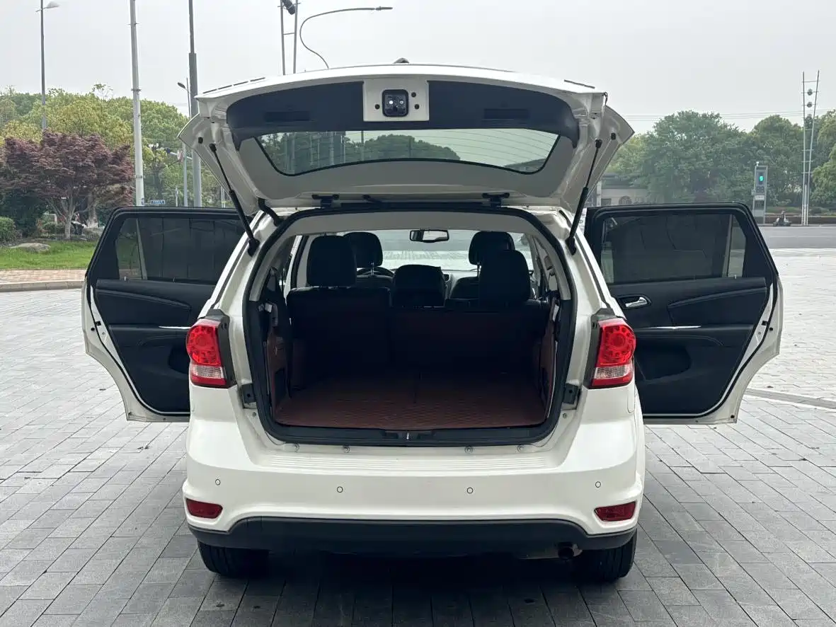 Dodge Journey 2017 2016 2.4L FWD Touring Edition