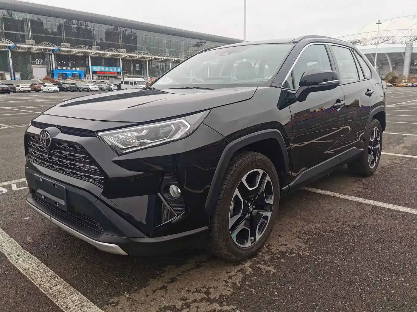 Toyota RAV4 Rongfang 2022 2.0L CVT 4WD Premium Edition