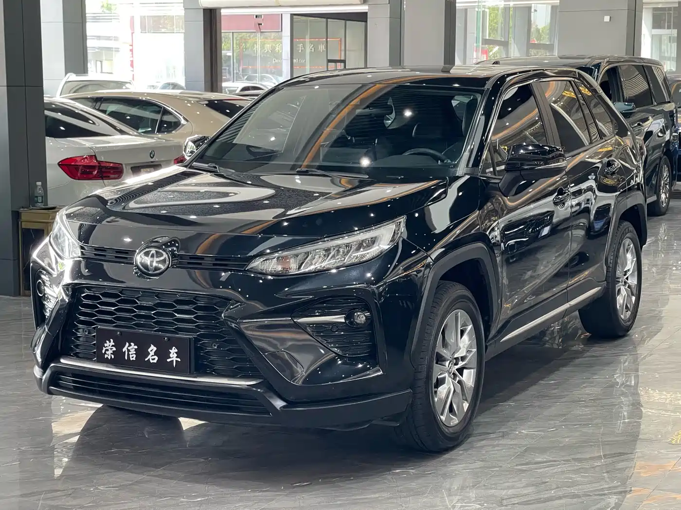 Toyota Wildlander 2020 2.0L CVT 2WD Luxury Edition