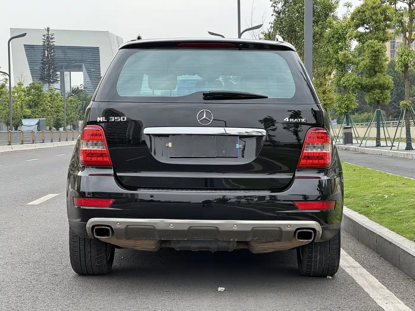 Mercedes-Benz M-Class 2010 ML 350 4MATIC Luxury фото 16