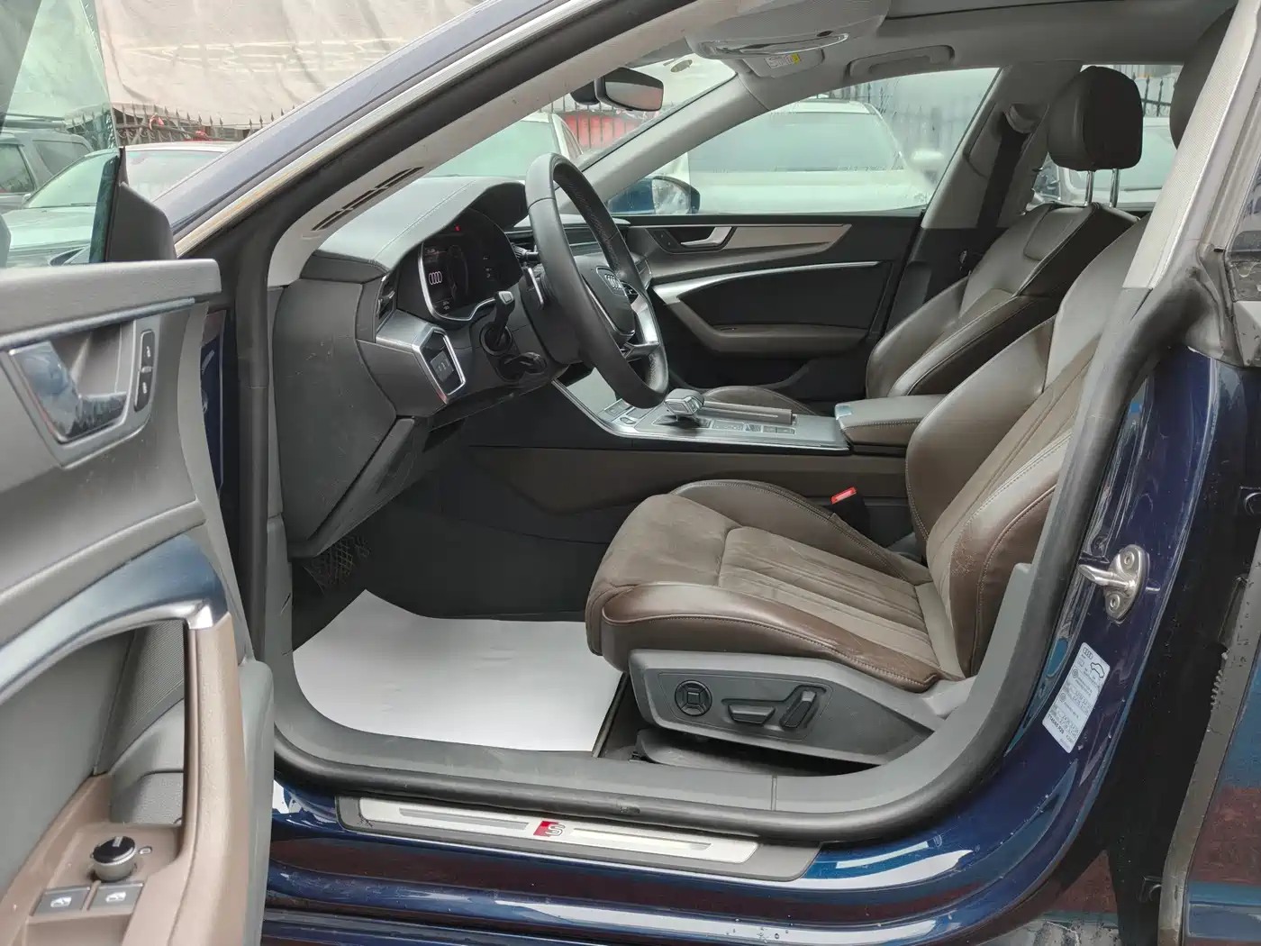 Audi A7L 2024 45TFSI S-line Dream Edition Crystal Package фото 9