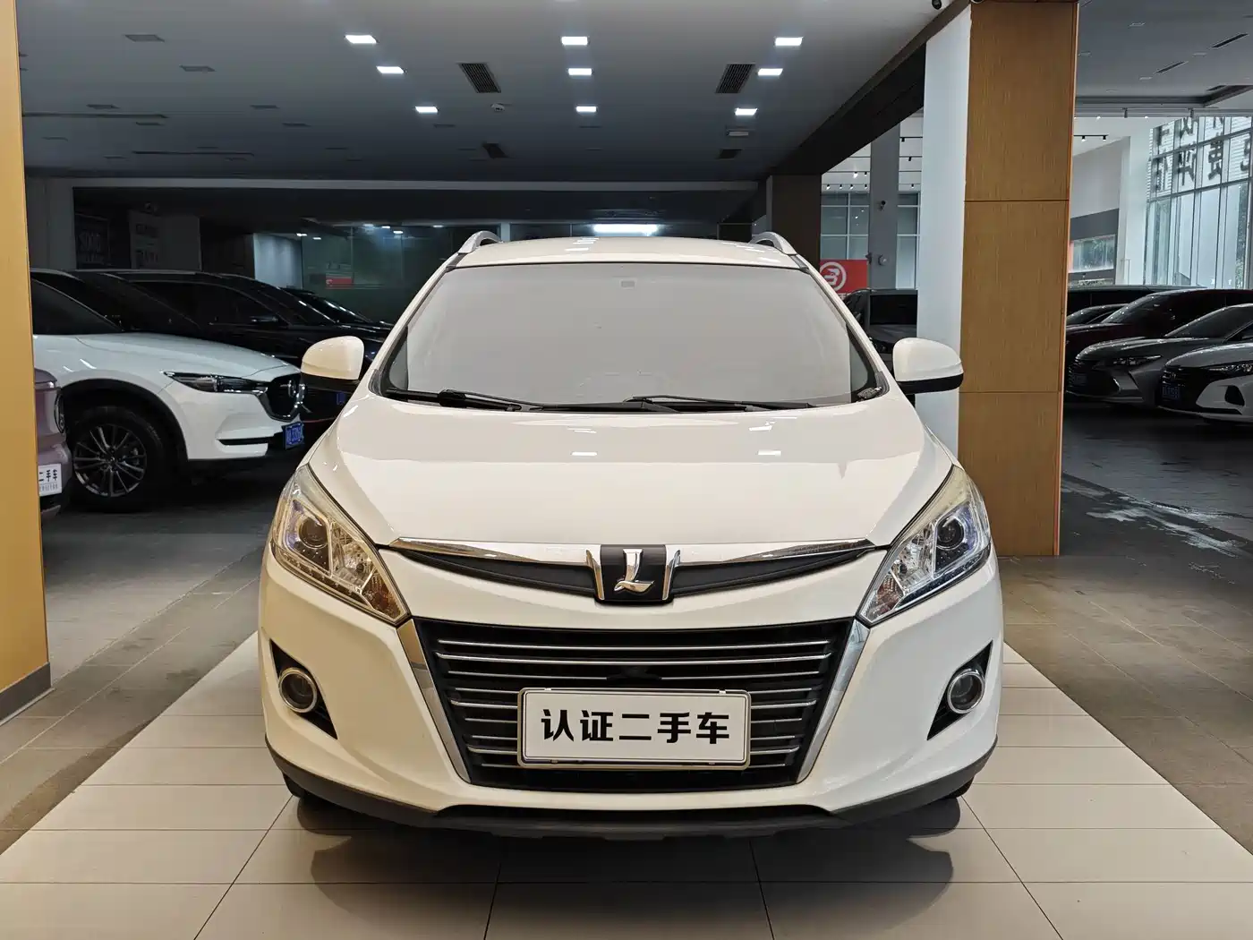 LUXGEN EXCELLENT 6 SUV