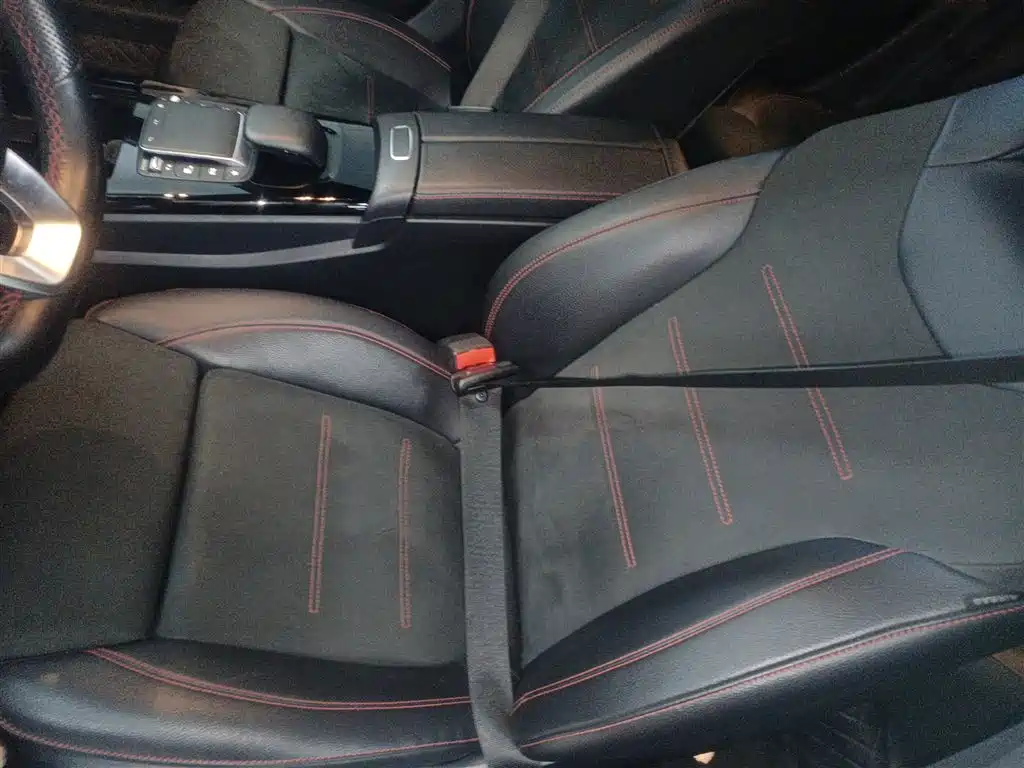MERCEDES-BENZ CLA (IMPORT)