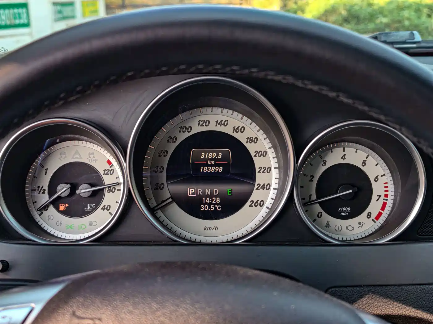 Photo 18 - Mercedes-Benz C-Class