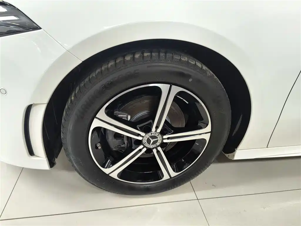 Mercedes-Benz A-Class 2022 Facelift III A 200 L Sport Sedan Fashion фото 23