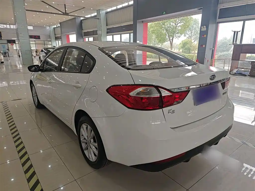 Kia K3 2016 1.6L Automatic GL фото 5