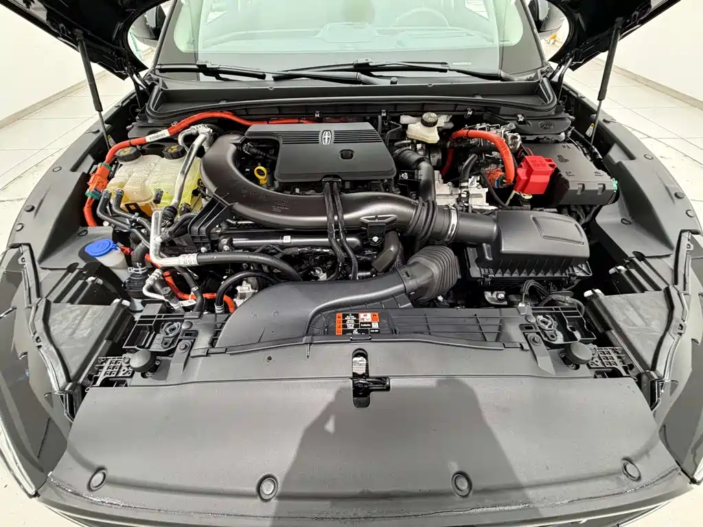 Lincoln Z 2025 2024 2.0T 2WD Premium Hybrid