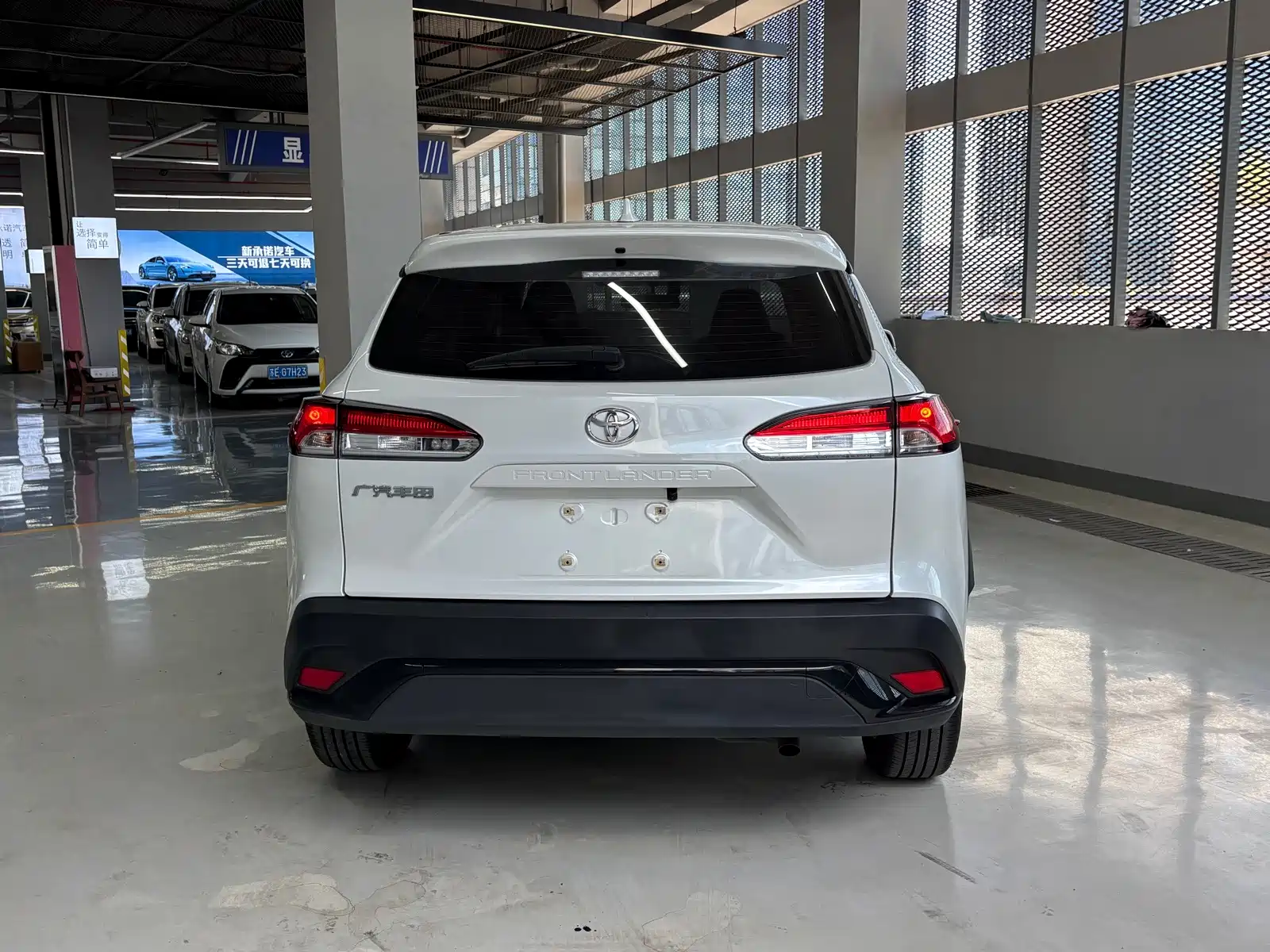 Фото 15 - Toyota Frontlander