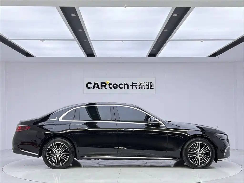 Mercedes-Benz E-Class 2024 Model E 260 L фото 4