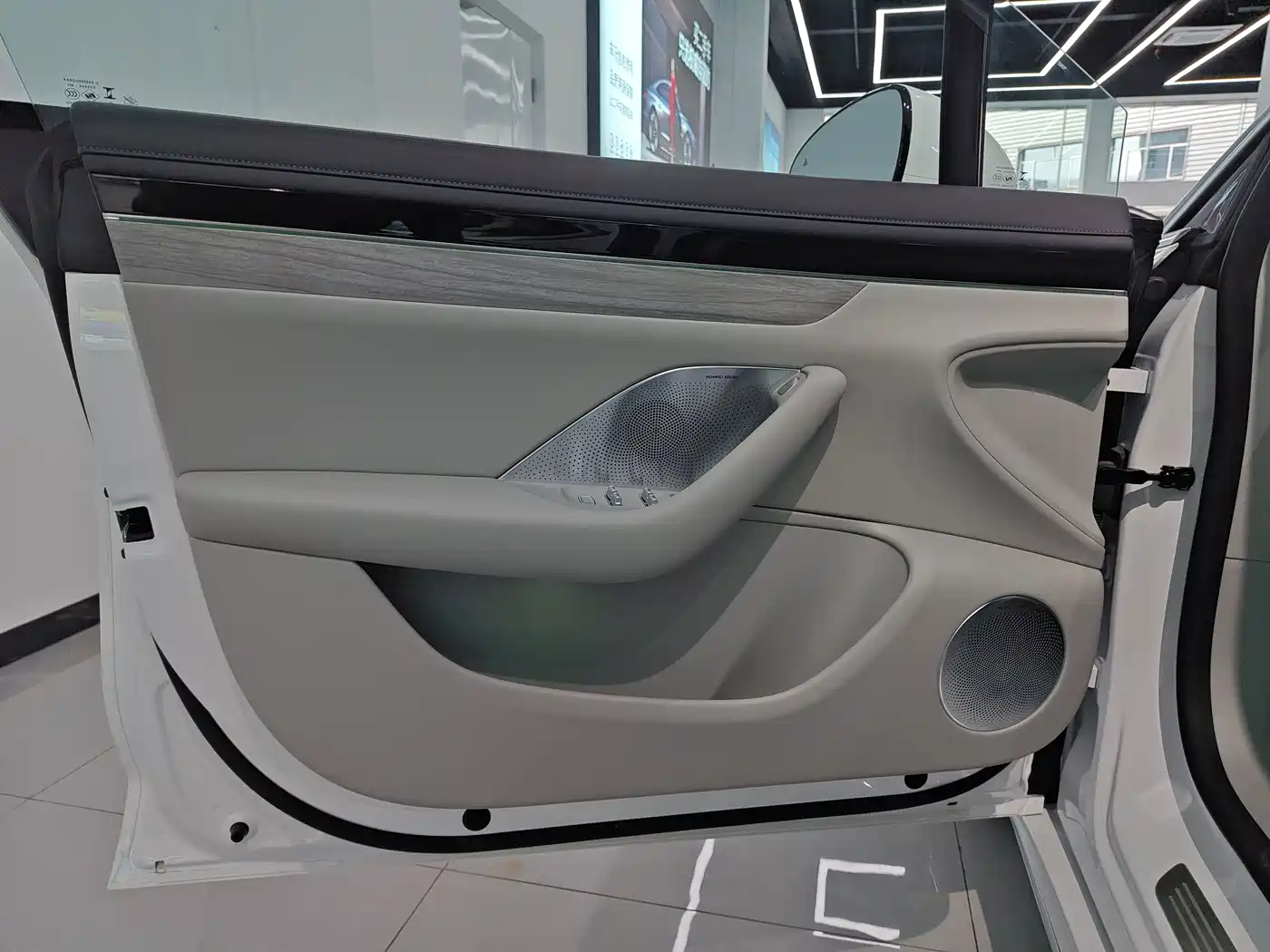 Zhijie S7 2025 2025 855km Max