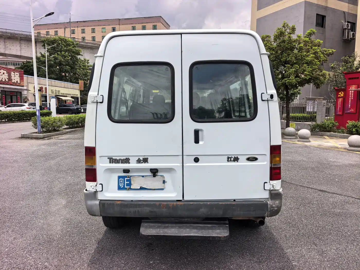 Ford Classic Transit 2016 2016 Model 2.8T Diesel Short Wheelbase 6-Seat Medium Roof Multi-Purpose Vehicle JX493ZLQ4