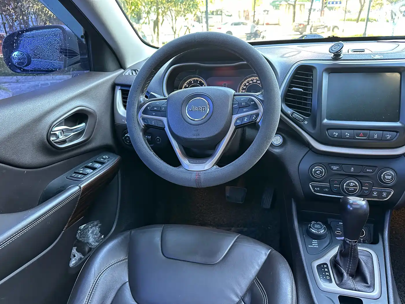Jeep Cherokee (Import) 2014 2014 2.4L Luxury