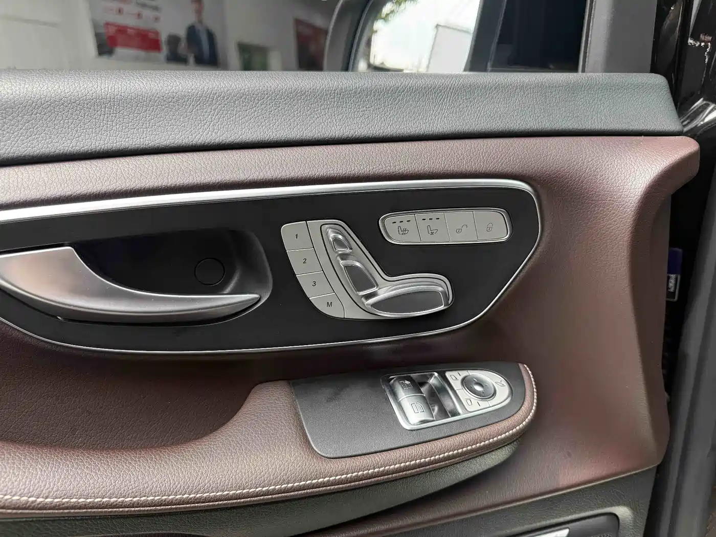 MERCEDES-BENZ V CLASS