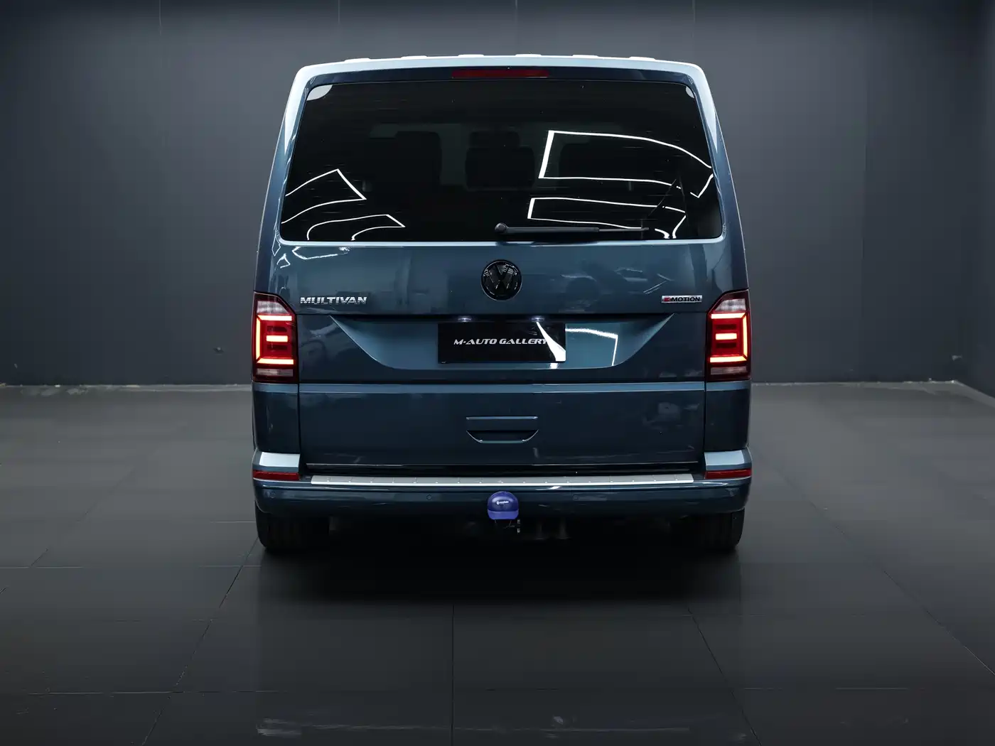 Volkswagen Multivan 2019 2.0TSI 4WD Premium 7-seater фото 7