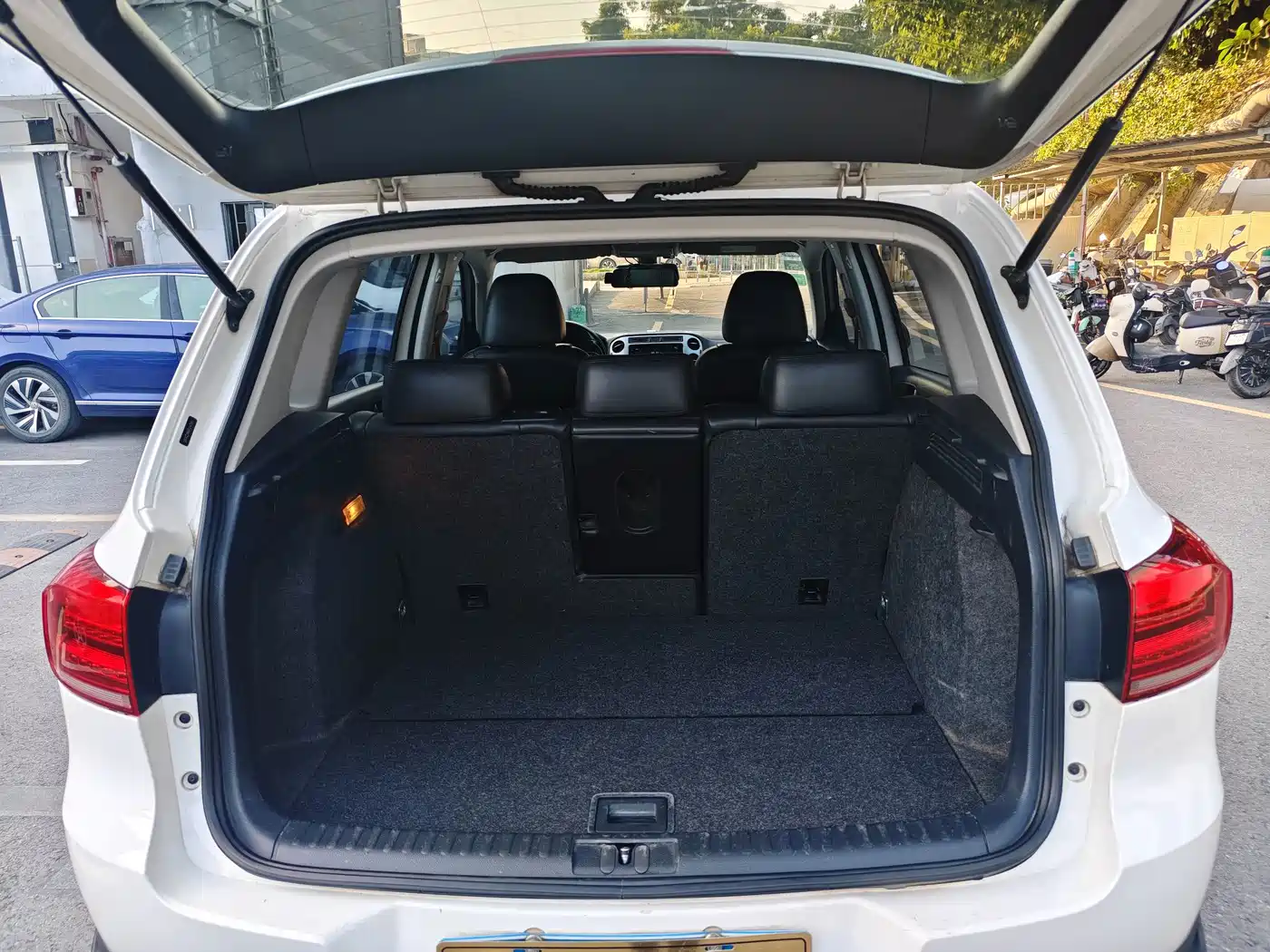 Фото 15 - Volkswagen Tiguan