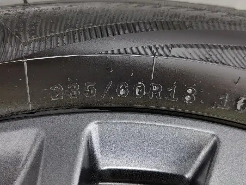Hongqi HS5 2025 2025 2.0T 2WD Qixiang Pro