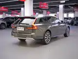 Photo 9 - Volvo V90
