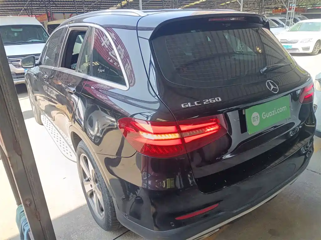 Mercedes-Benz GLC 2017 GLC 260 4MATIC Luxury фото 23