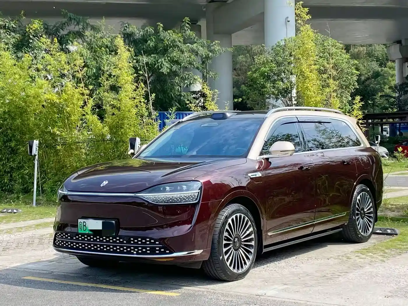 AITO Wenjie AITO M9 2025 Extended Range Ultra 52kWh 6-Seater