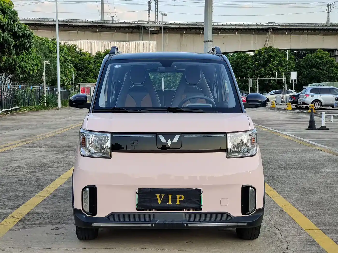 صورة 2 - Wuling Motors Hongguang MINIEV