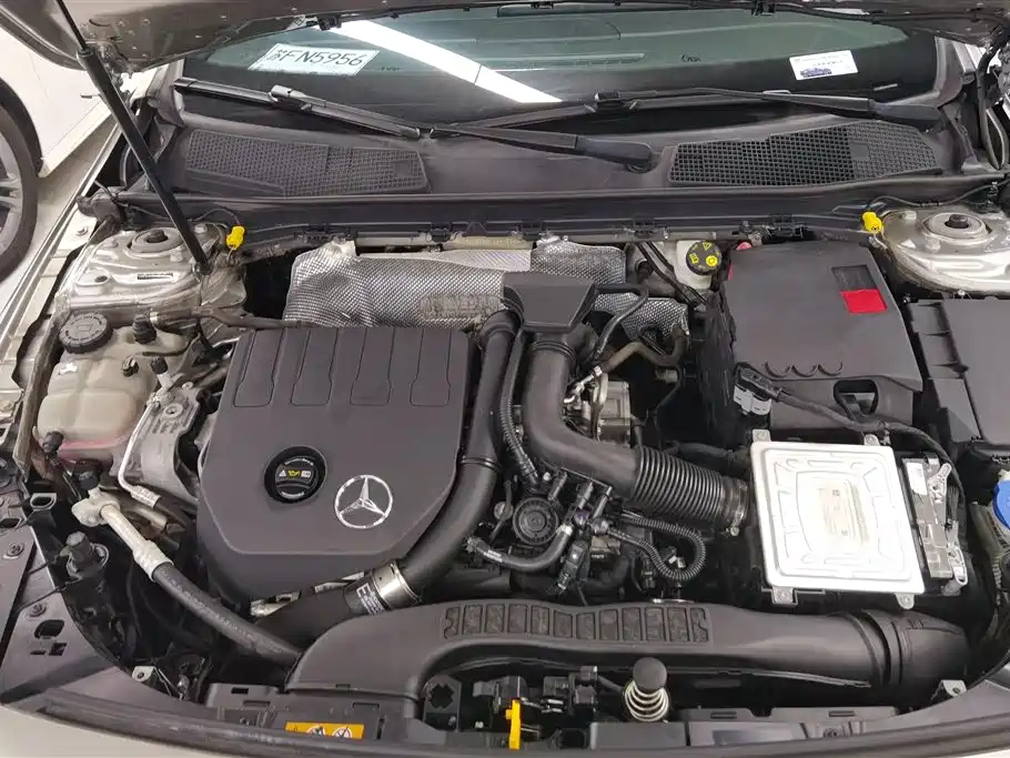 Mercedes-Benz A-Class 2019 A 180 L Sport Sedan фото 10