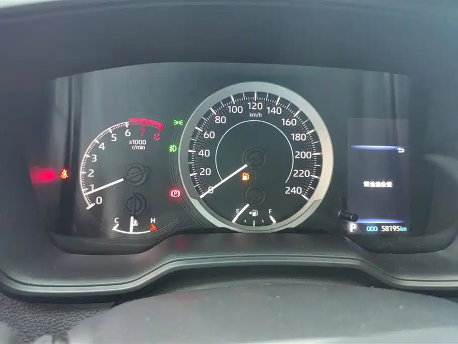 Toyota Corolla 2021 1.2T S-CVT Elite PLUS Edition фото 14