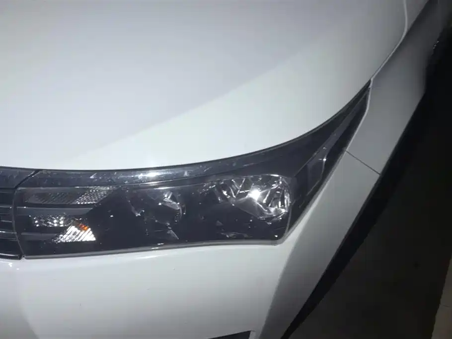 Toyota Corolla 2017 1.6L Manual GL фото 5