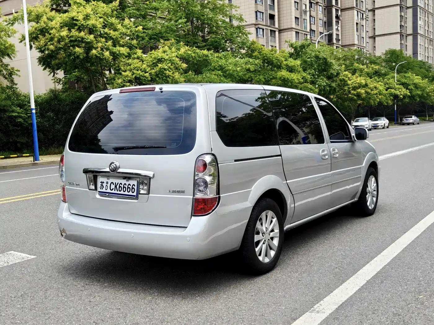 Buick GL8 2013 2.4L Comfort Edition фото 4