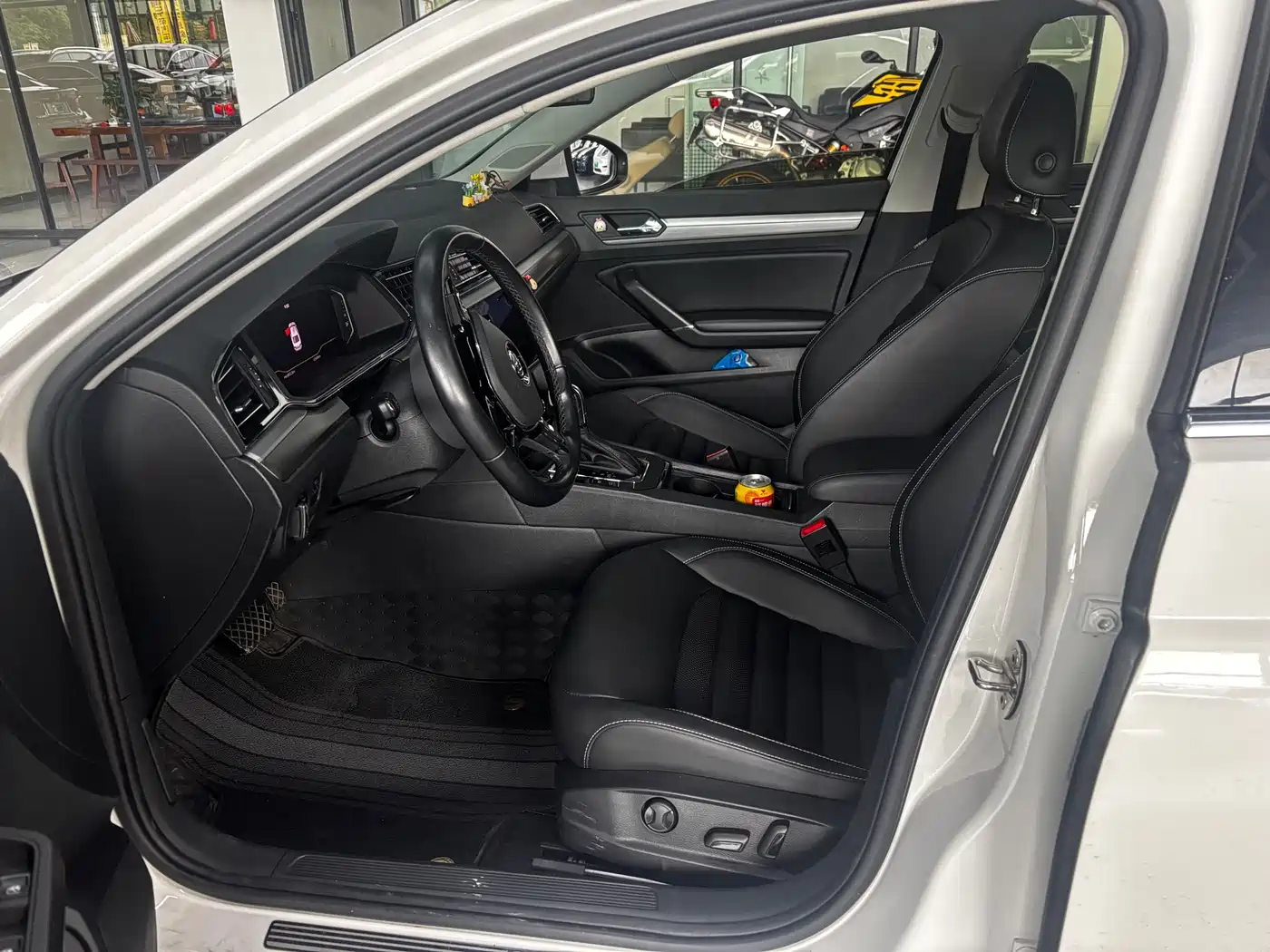 Volkswagen Lamando 2021 280TSI DSG Comfort Edition фото 2