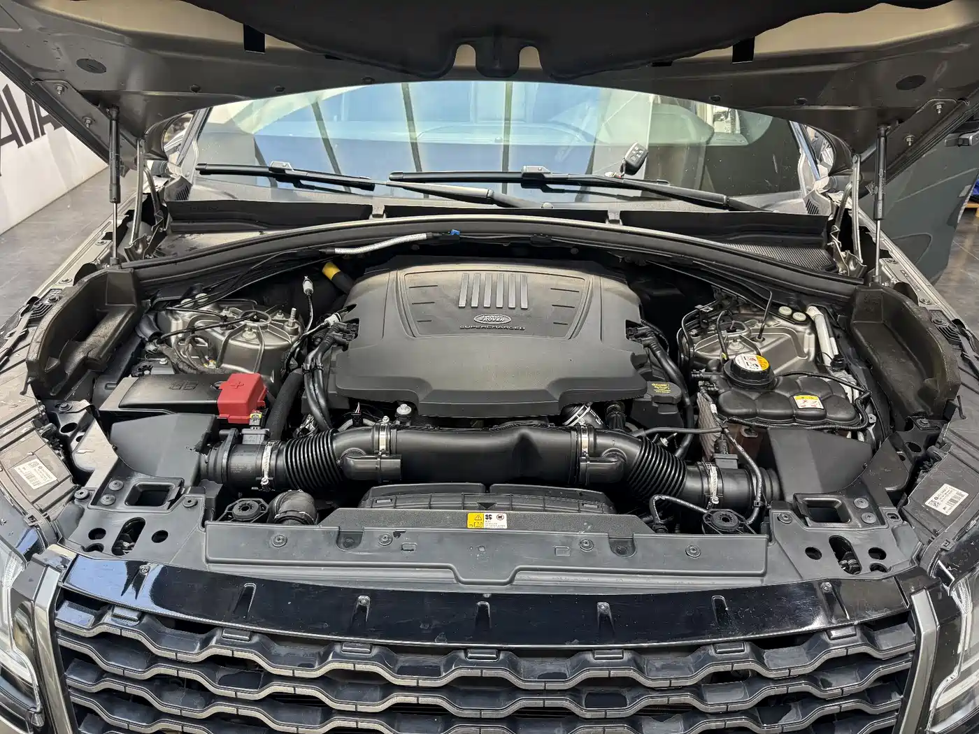 Land Rover Range Rover Velar 2018 P380 R-DYNAMIC SE фото 19