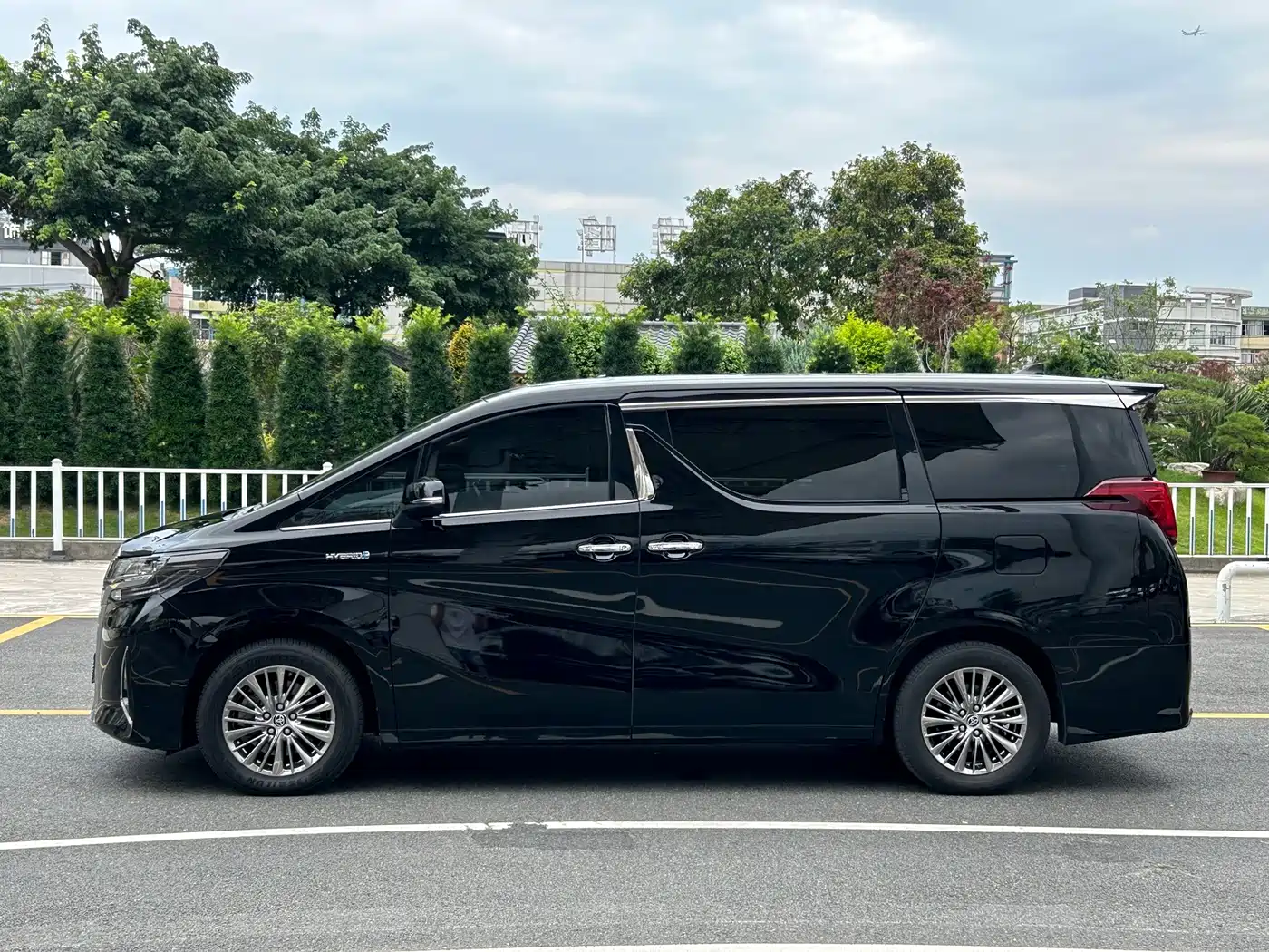 TOYOTA ELFA