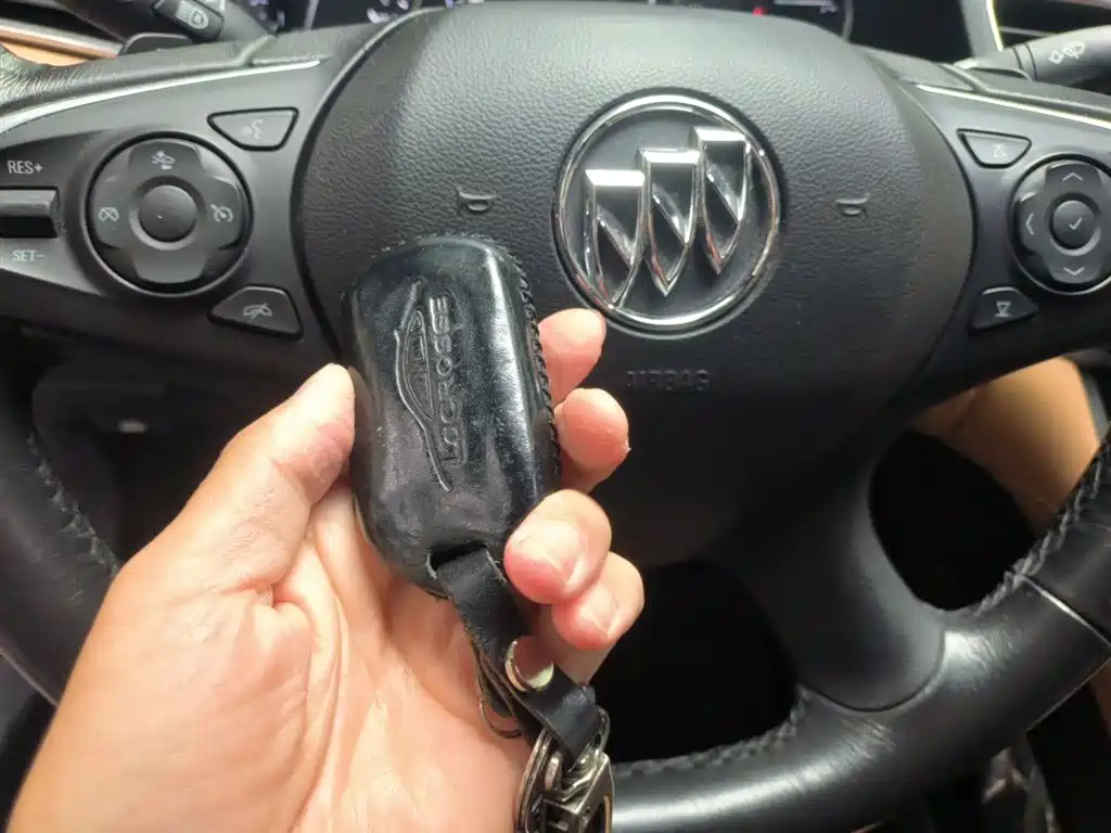 Buick LaCrosse 2016 20T Luxury фото 12