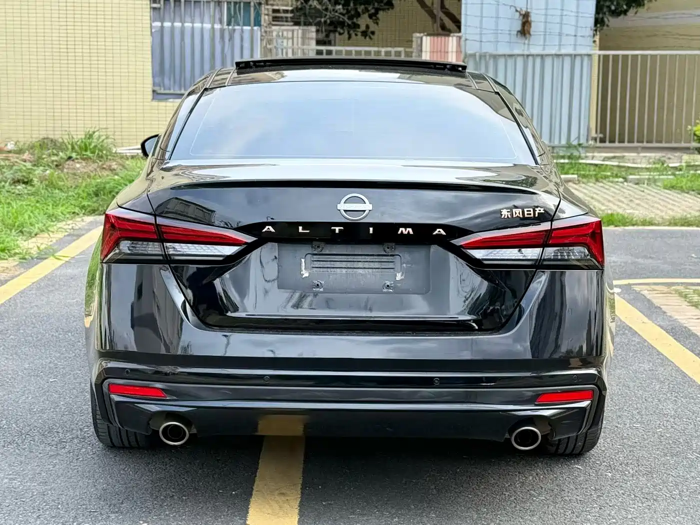 Nissan Teana 2024 2.0L SV Black Gold Edition фото 8