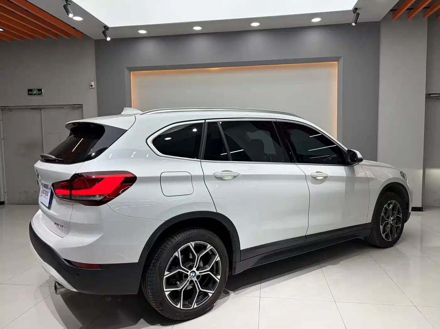 BMW X1 2022 sDrive25Li Leading фото 4