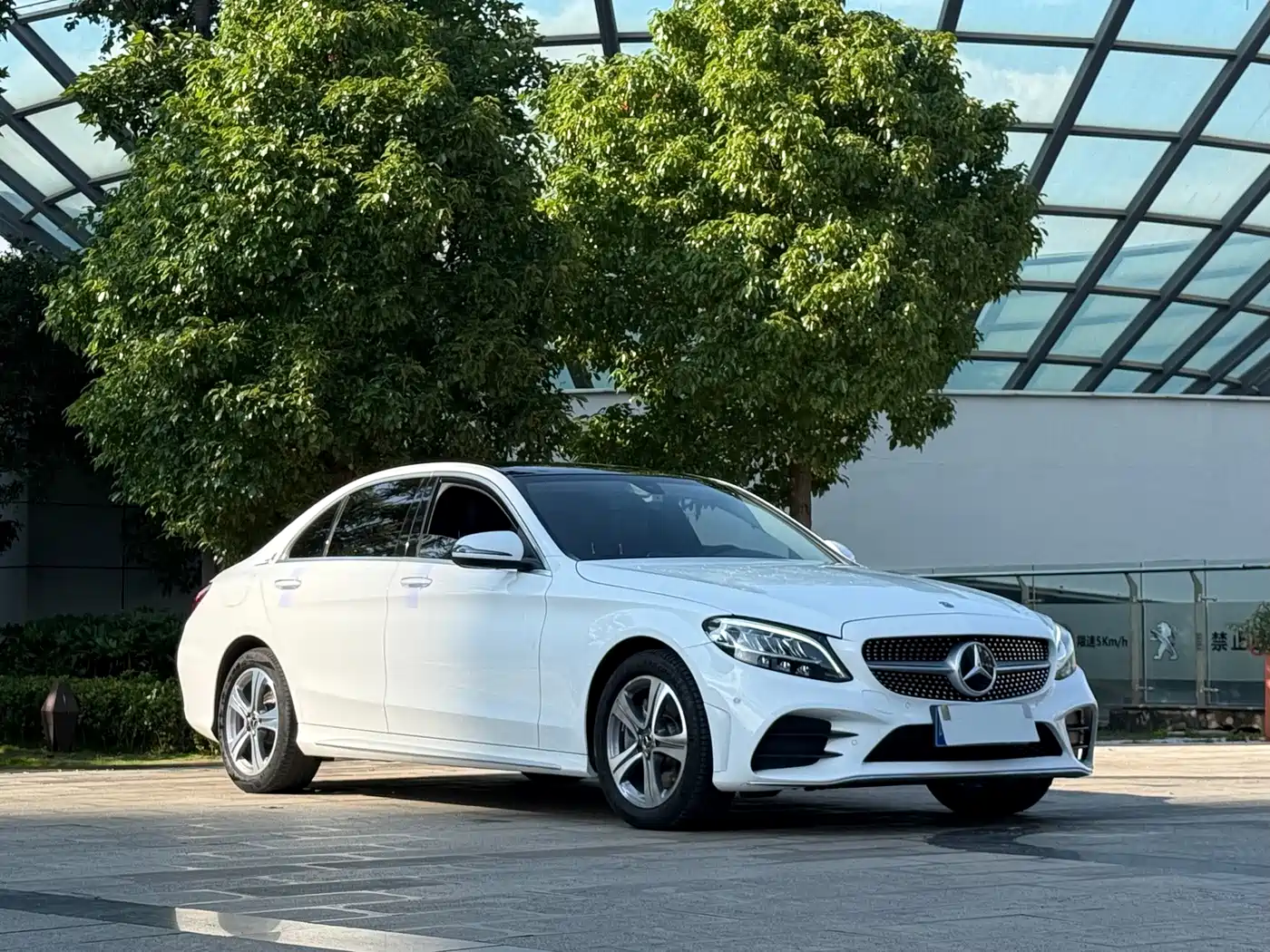 Mercedes-Benz C-Class, миниатюра 3