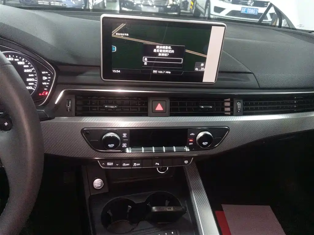 Audi A4L 2017 Plus 40 TFSI Fashion фото 13