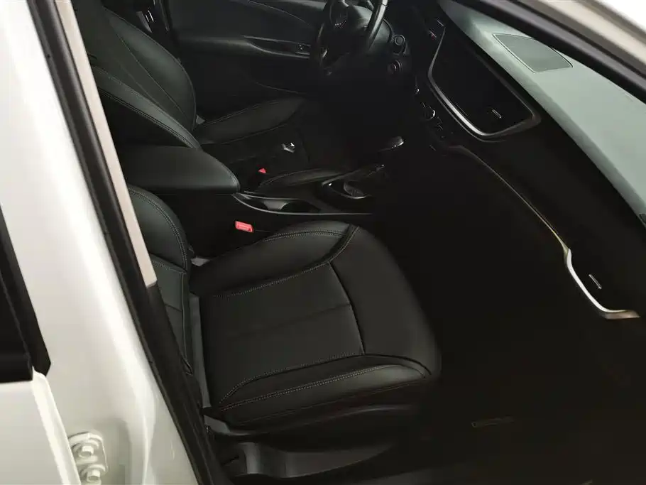 Buick Excelle 2019 18T Auto Connected Elite China VI фото 8
