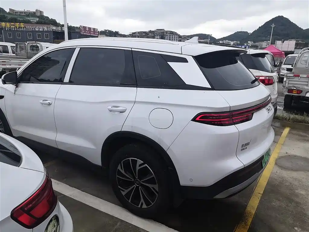 BYD Song Pro New Energy 2025 2nd Generation Smart Drive Edition DM-i 75KM Leading Type фото 12